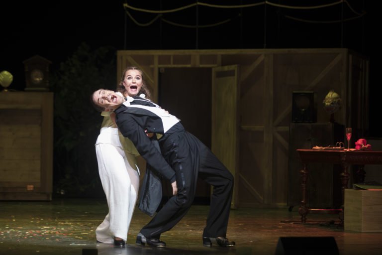 DIE BLUME VON HAWAII
Operette von Paul Abraham. Eine Produktion des Instituts für Musik der Hochschule Osnabrück Foto: Swaantje Hehmann